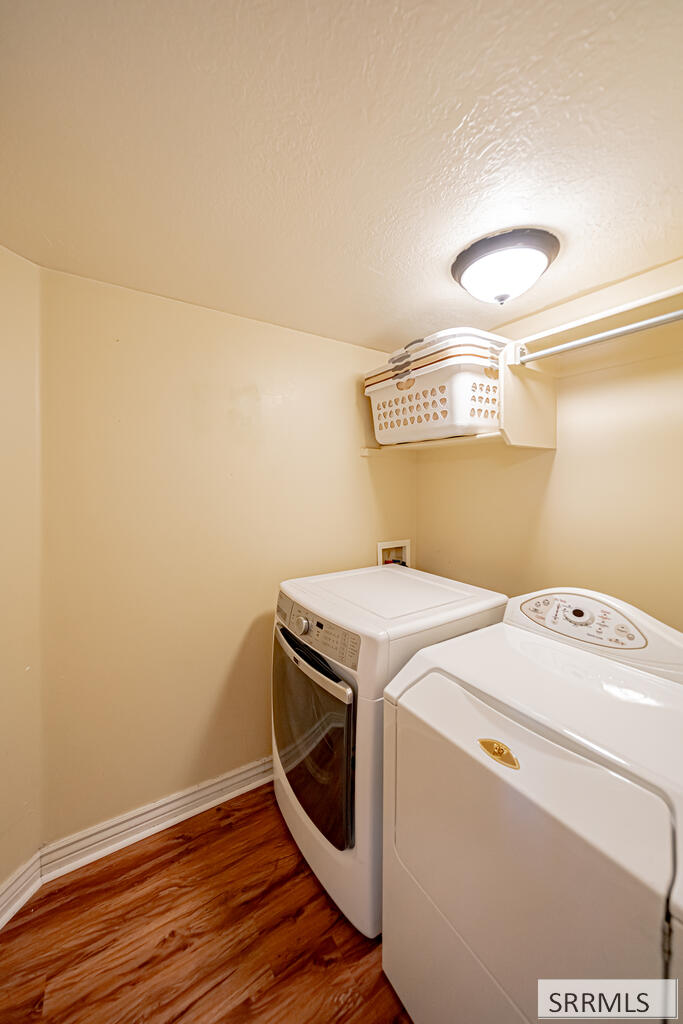 3702 E Pearce Drive Property Photo 21