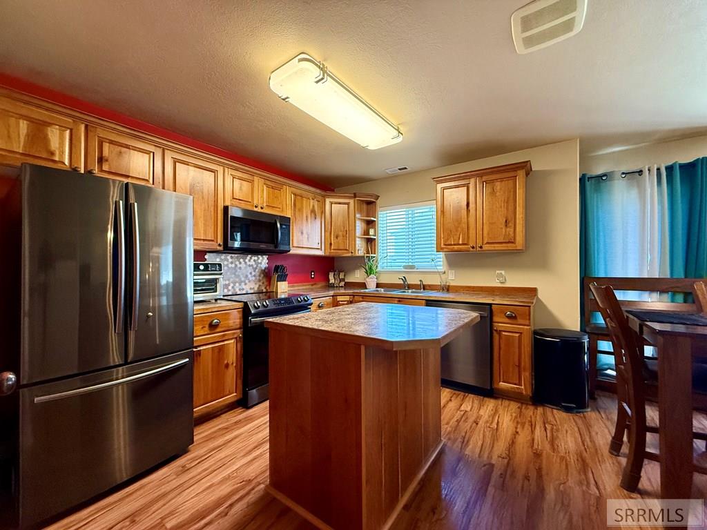 3702 E Pearce Drive Property Photo 23