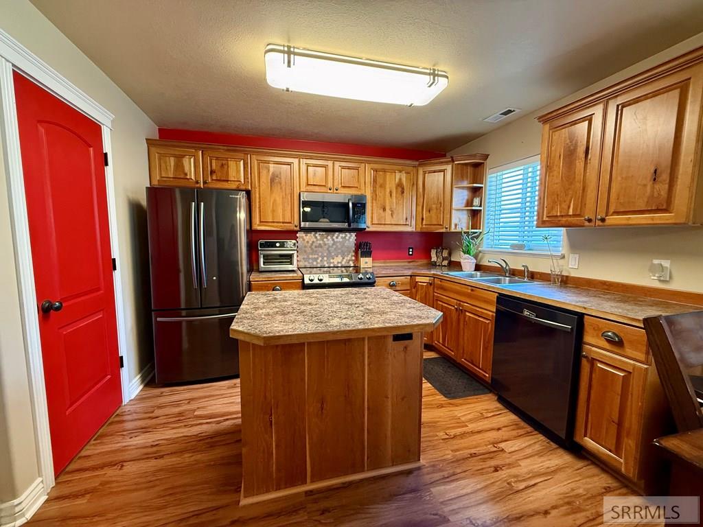 3702 E Pearce Drive Property Photo 24