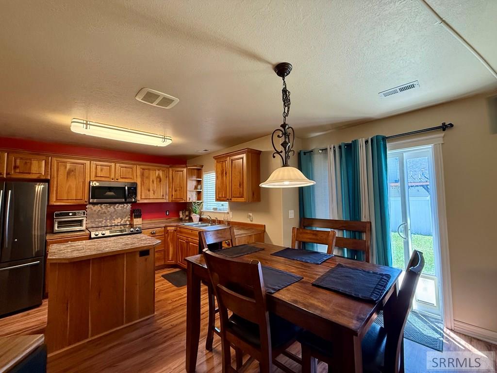 3702 E Pearce Drive Property Photo 27