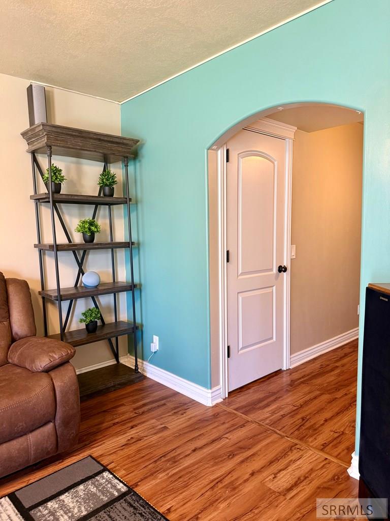 3702 E Pearce Drive Property Photo 29