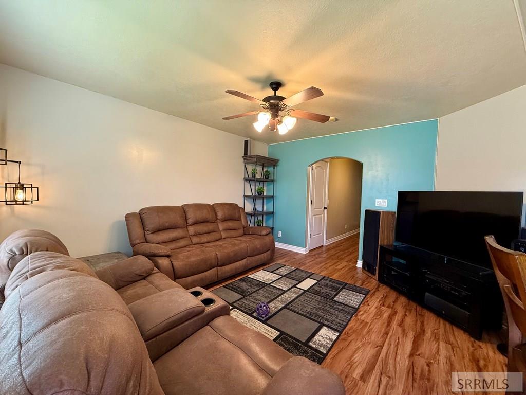 3702 E Pearce Drive Property Photo 30
