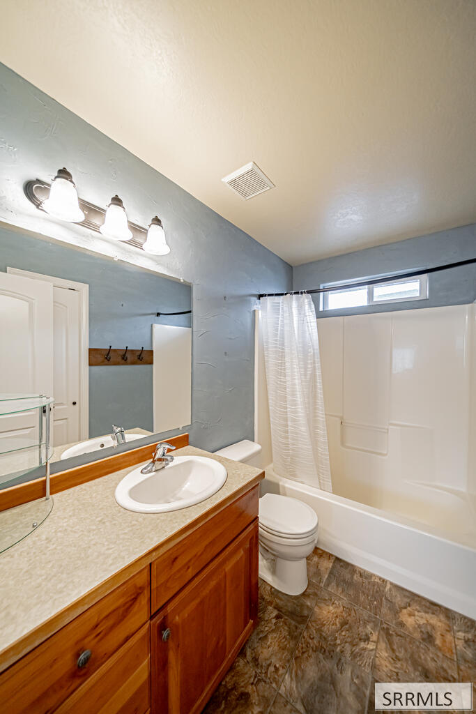 3702 E Pearce Drive Property Photo 37