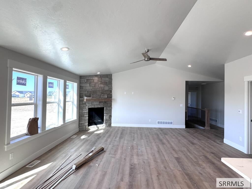 3786 E 194 N Property Photo 4