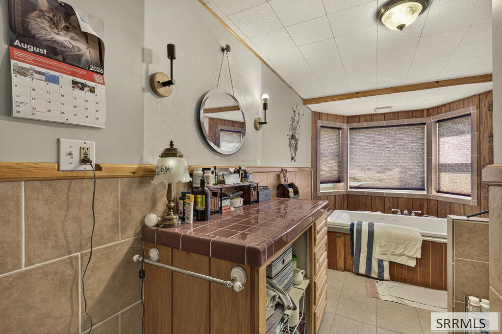 1493 E Jensen Road Property Photo 18
