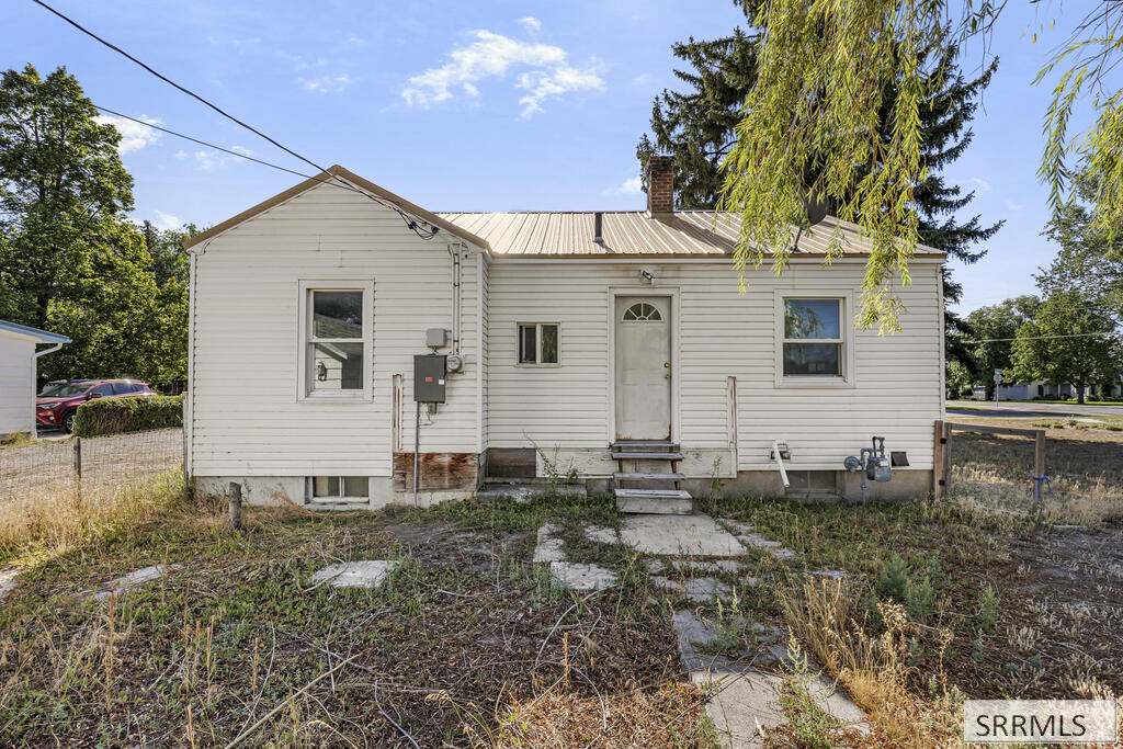 957 S Shilling Avenue Property Photo 33