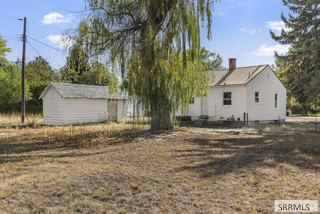 957 S Shilling Avenue Property Photo 36