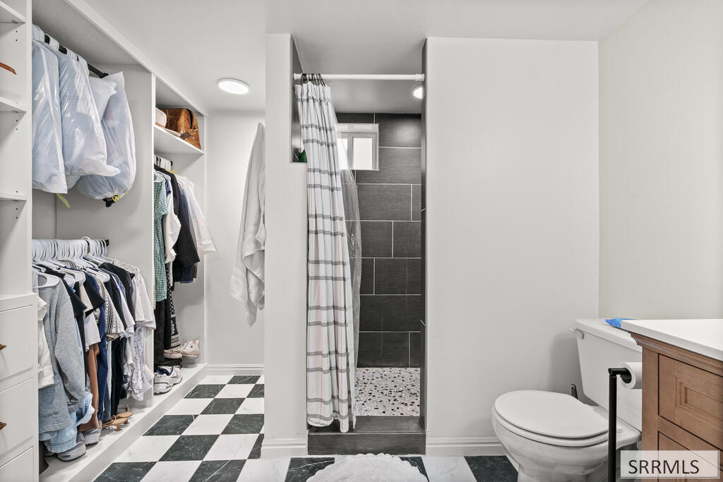 532 W 4 N Property Photo 34
