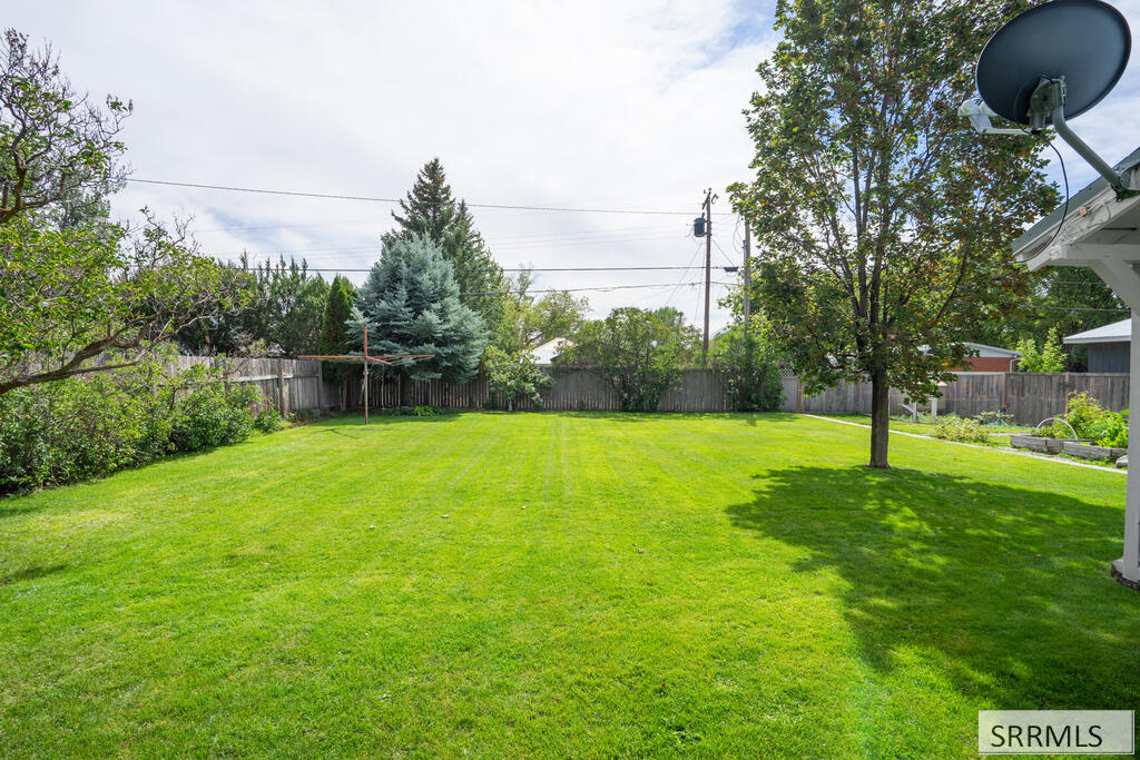 532 W 4 N Property Photo 47