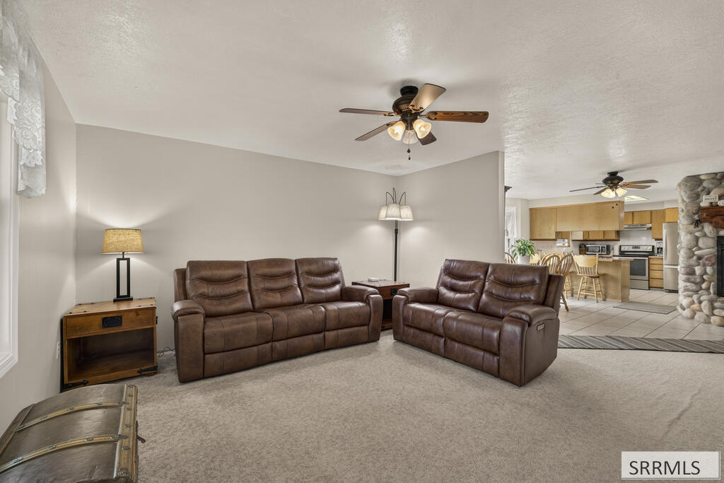 455 N 1800 E Property Photo 6