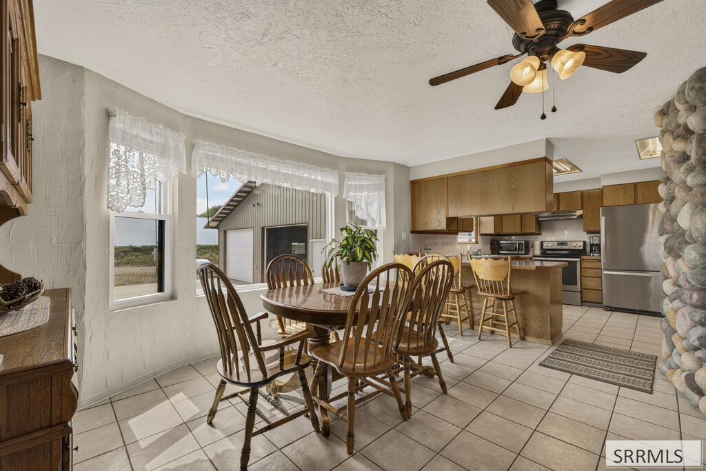 455 N 1800 E Property Photo 12