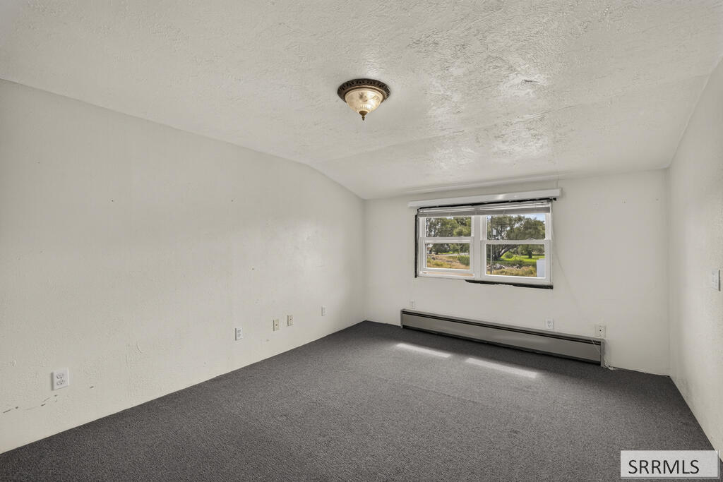 455 N 1800 E Property Photo 21