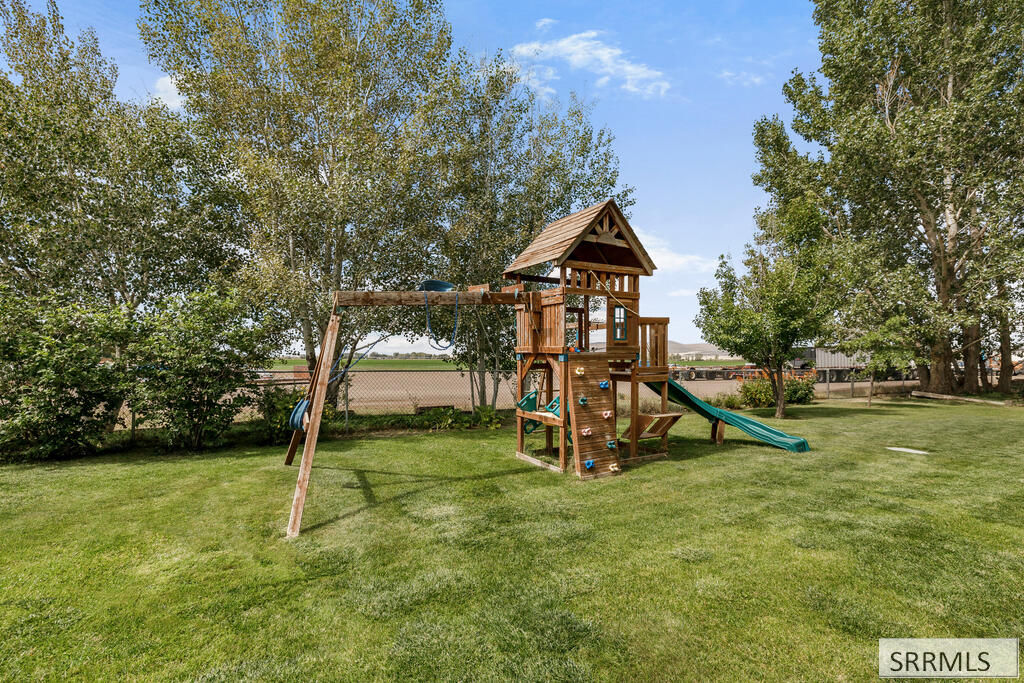 455 N 1800 E Property Photo 30