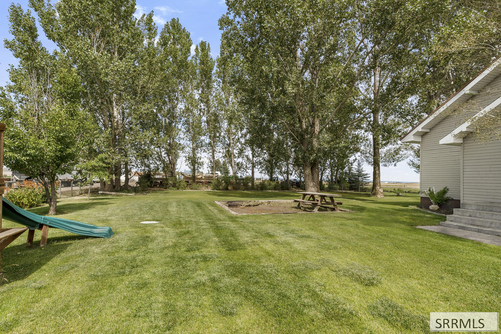 455 N 1800 E Property Photo 31