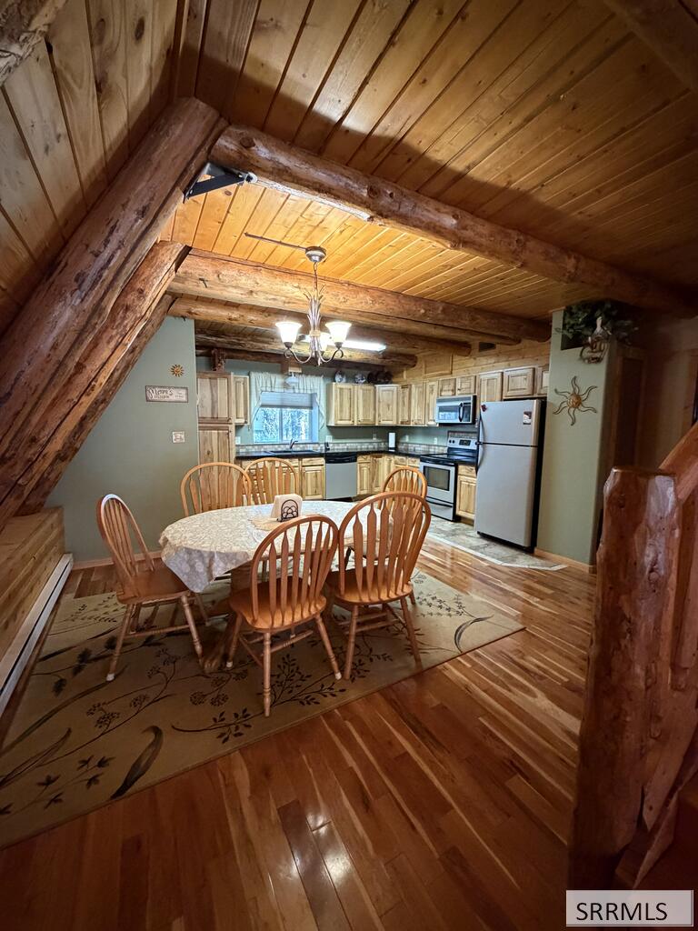 3619 Bills Loop South Road Property Photo 4