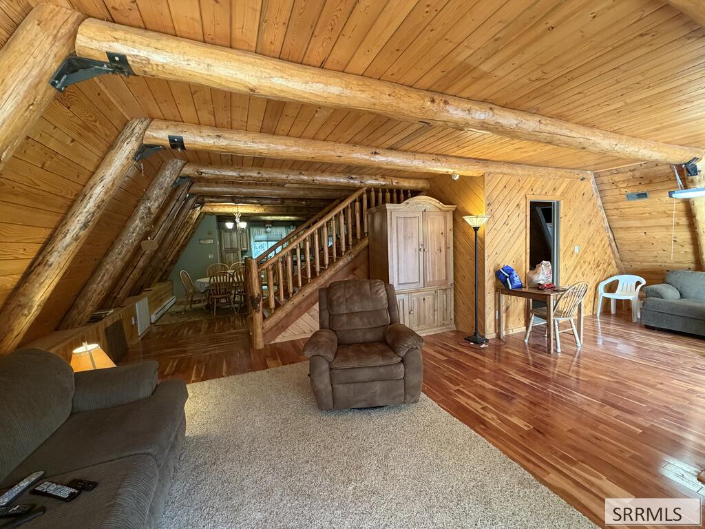 3619 Bills Loop South Road Property Photo 5