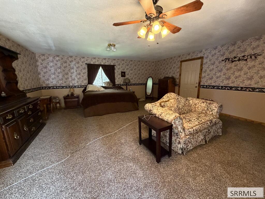 3619 Bills Loop South Road Property Photo 13