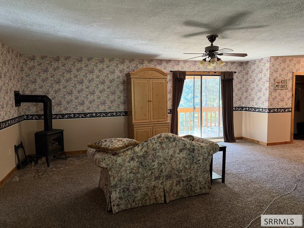 3619 Bills Loop South Road Property Photo 15