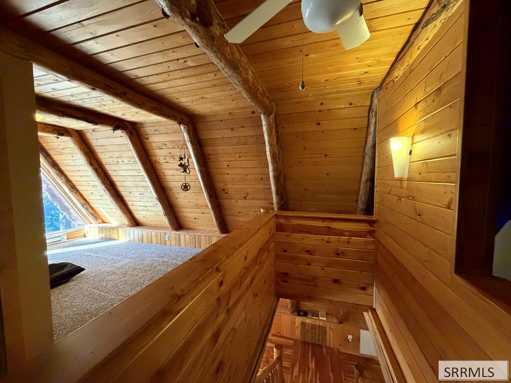 3619 Bills Loop South Road Property Photo 24