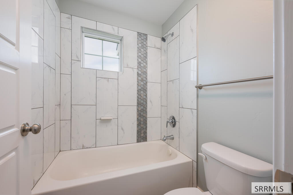 4802 Porter Drive Property Photo 8