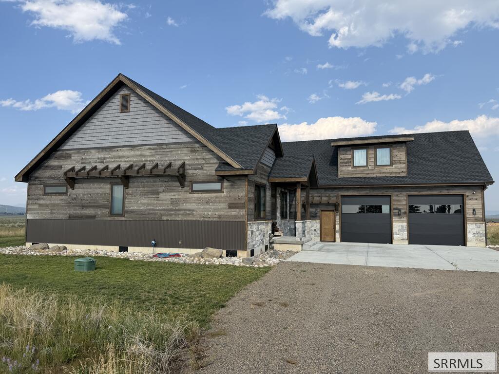 3363 Eagles View Road Property Photo 2