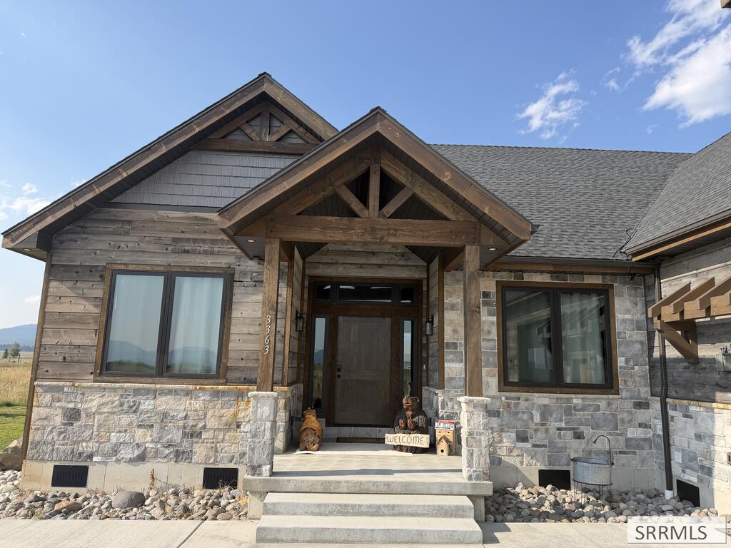 3363 Eagles View Road Property Photo 4