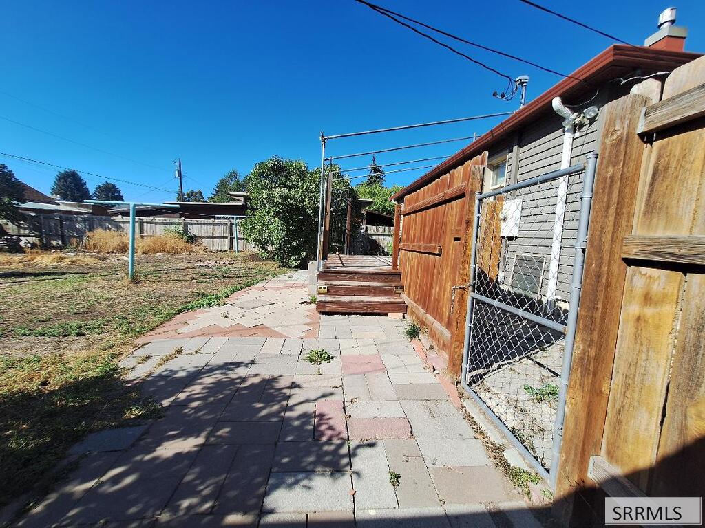 823 Randolph Ave Property Photo 10
