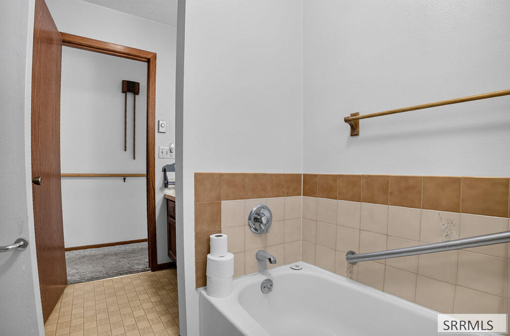 360 Autumn Way Property Photo 20