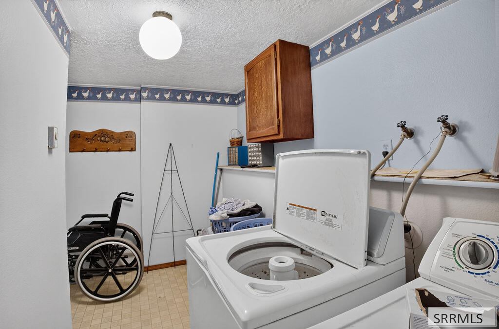 360 Autumn Way Property Photo 32