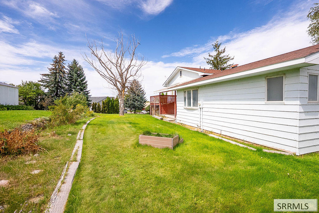 360 Autumn Way Property Photo 38