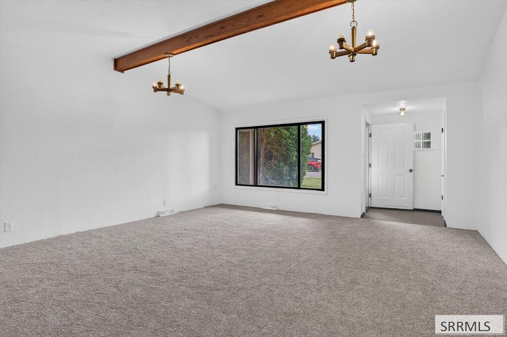 726 Curtis Street Property Photo 9