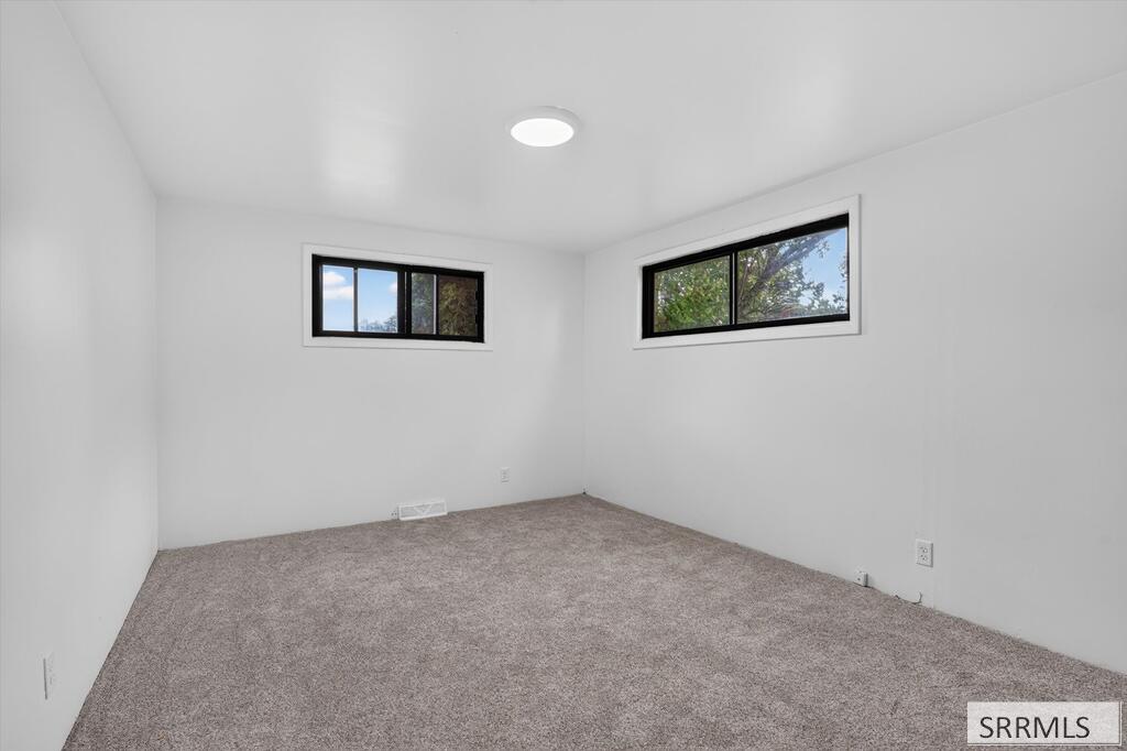 726 Curtis Street Property Photo 21
