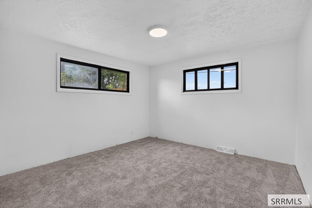 726 Curtis Street Property Photo 23