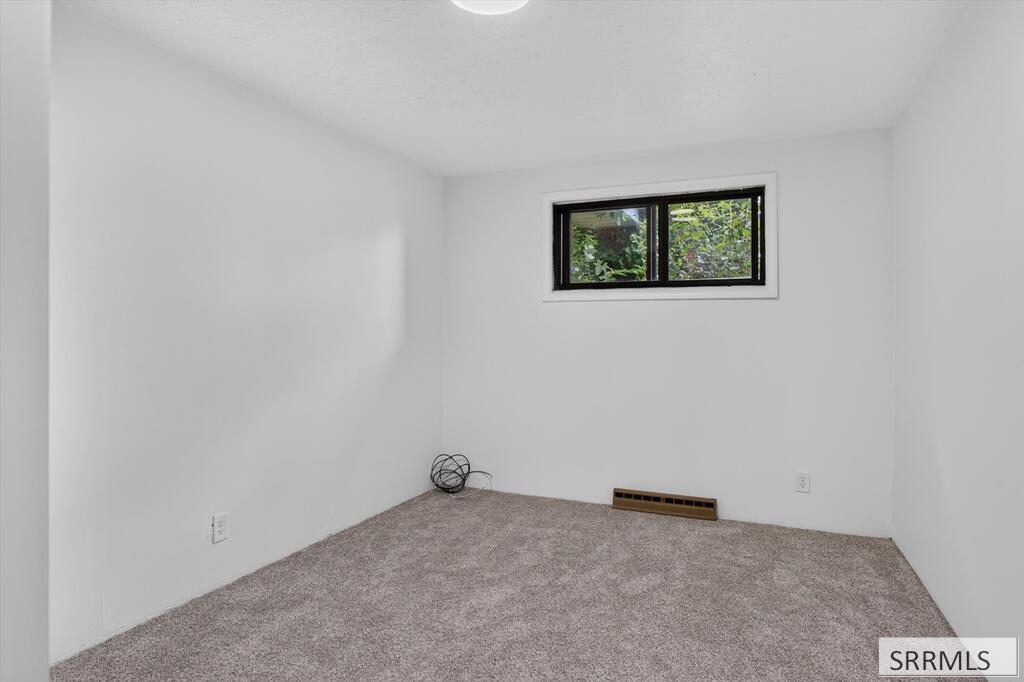 726 Curtis Street Property Photo 27