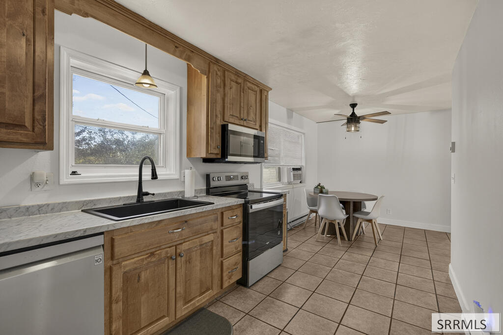 344 Alexander Blvd Property Photo 11