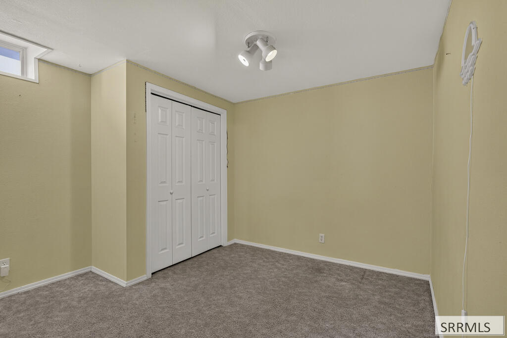 344 Alexander Blvd Property Photo 27