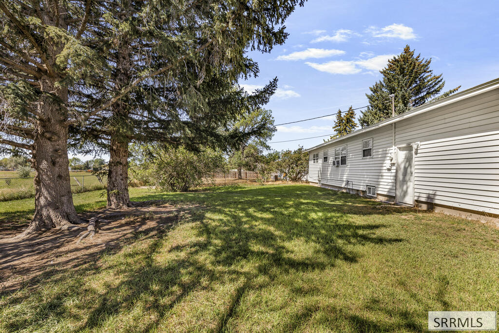 344 Alexander Blvd Property Photo 42