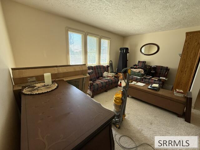 2333 Ada St Property Photo 8