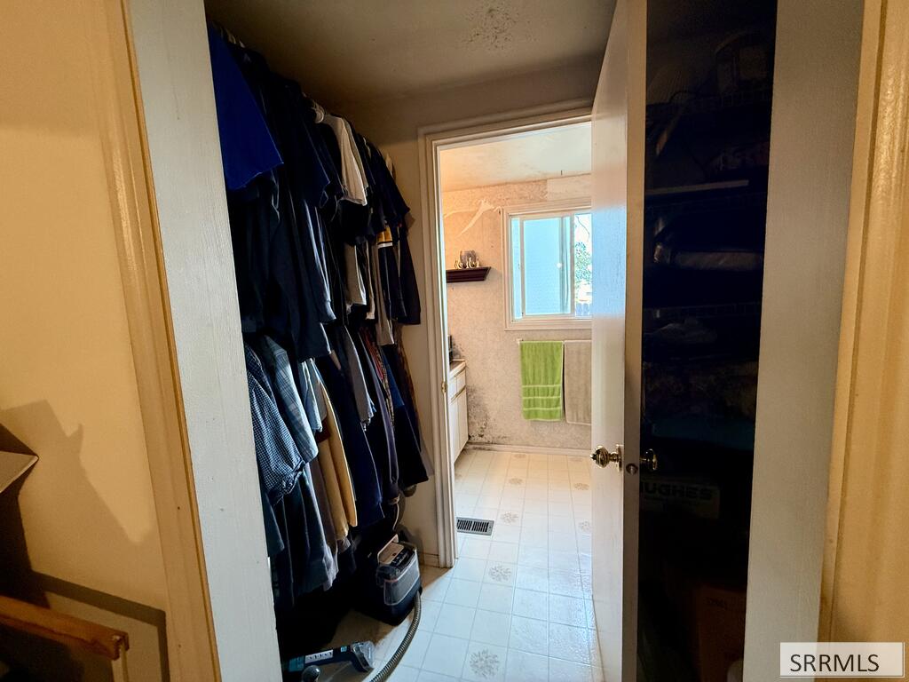 830 N Marcia Drive Property Photo 6