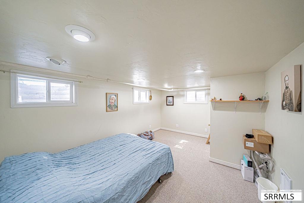 675 N 2880 E Property Photo 19