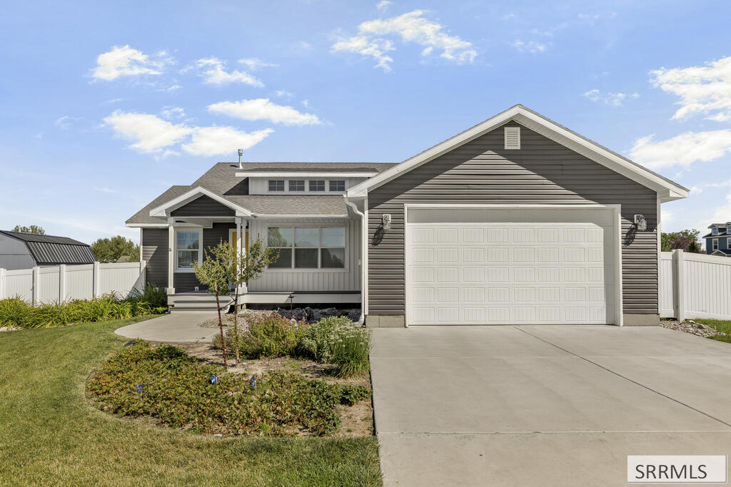 182 N 3978 E Property Photo 2