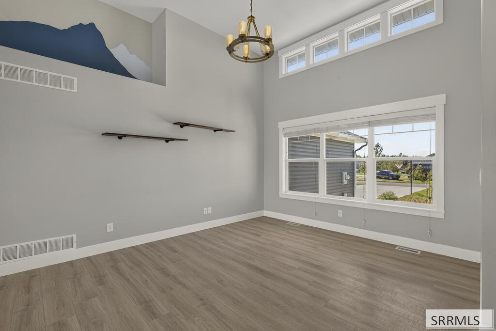 182 N 3978 E Property Photo 5