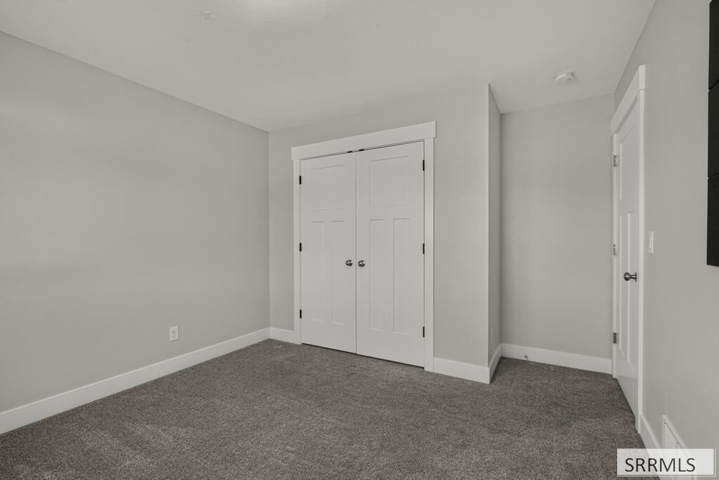 182 N 3978 E Property Photo 25