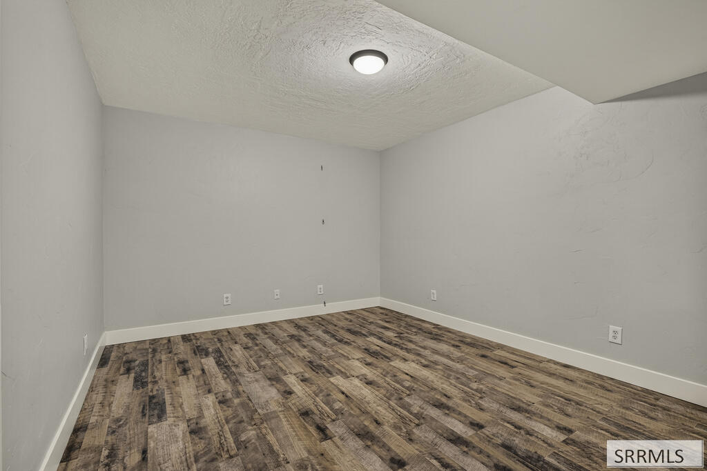 182 N 3978 E Property Photo 29