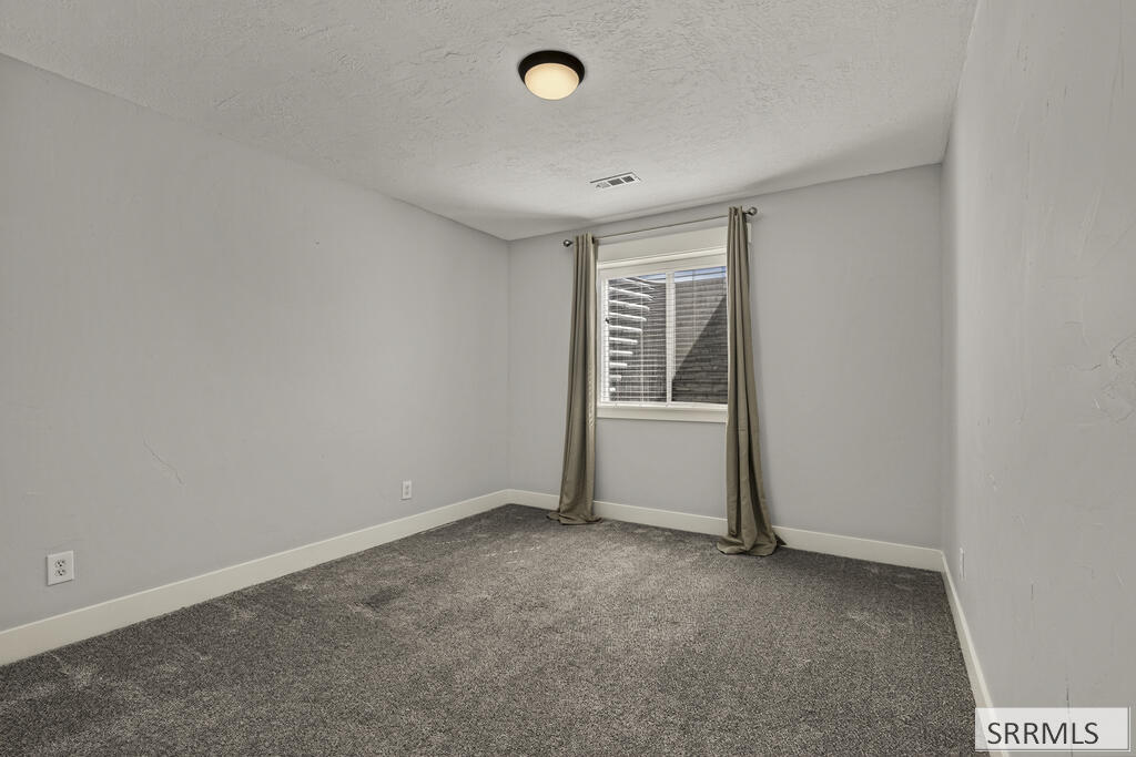 182 N 3978 E Property Photo 31
