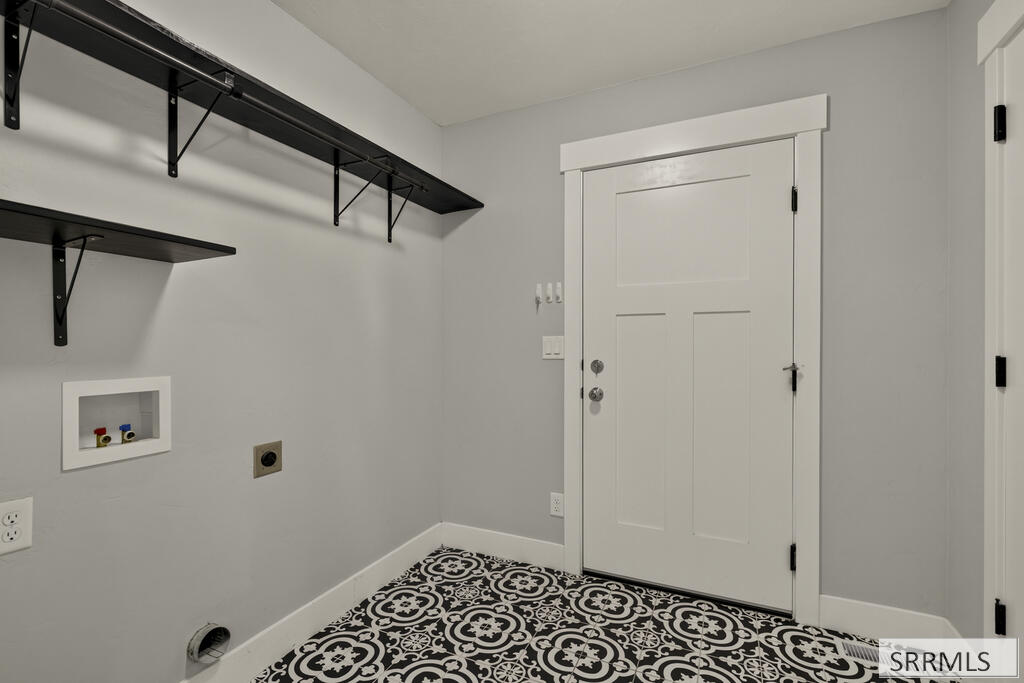 182 N 3978 E Property Photo 36