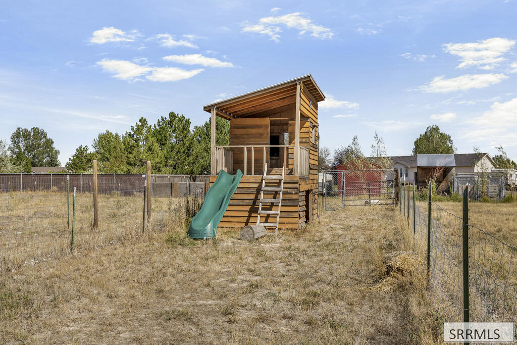 182 N 3978 E Property Photo 41