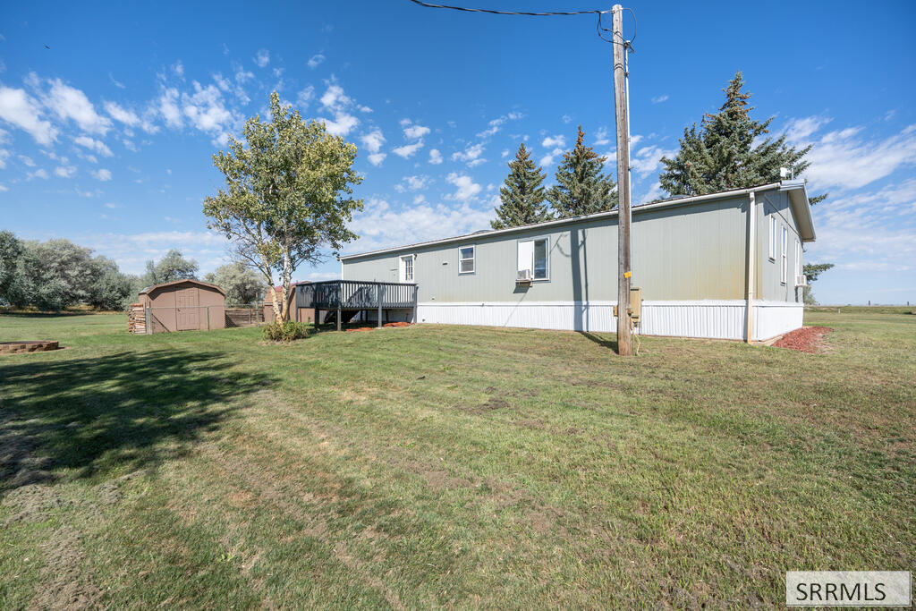 2964 E 650 N Property Photo 5