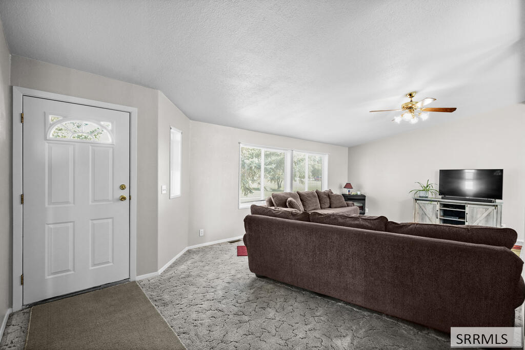 2964 E 650 N Property Photo 27