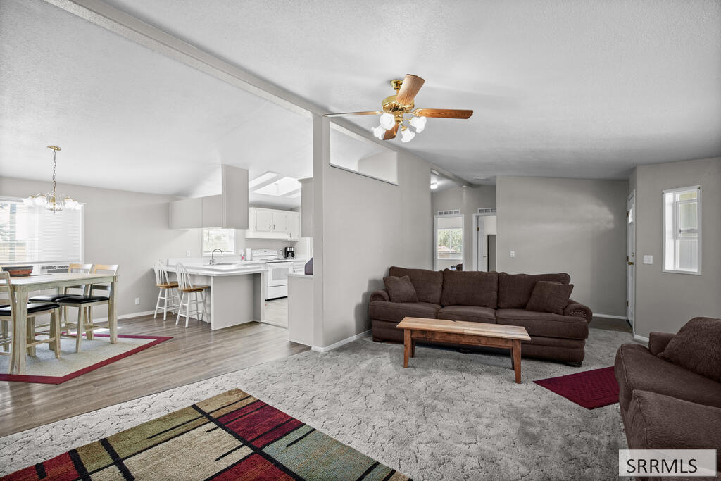 2964 E 650 N Property Photo 28